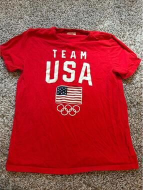 Team USA Red Casual T-Shirt M - Olympic Style